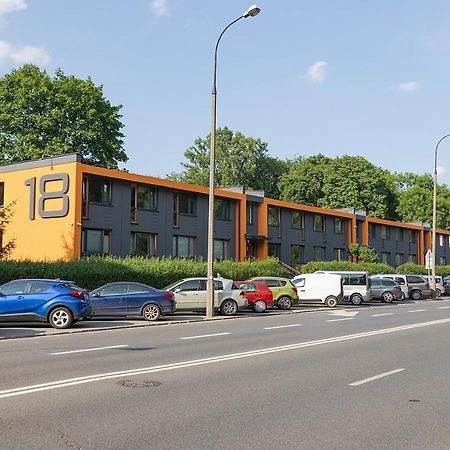 Batorego 18 - White - 450M Stacja Metra Pola Mokotowskie, 800M Biblioteka Narodowa, 20M Piekny Park Pola Mokotowskie, 800M Do Sgh - Wifi - Smart Tv - Good Apartments وارسو المظهر الخارجي الصورة