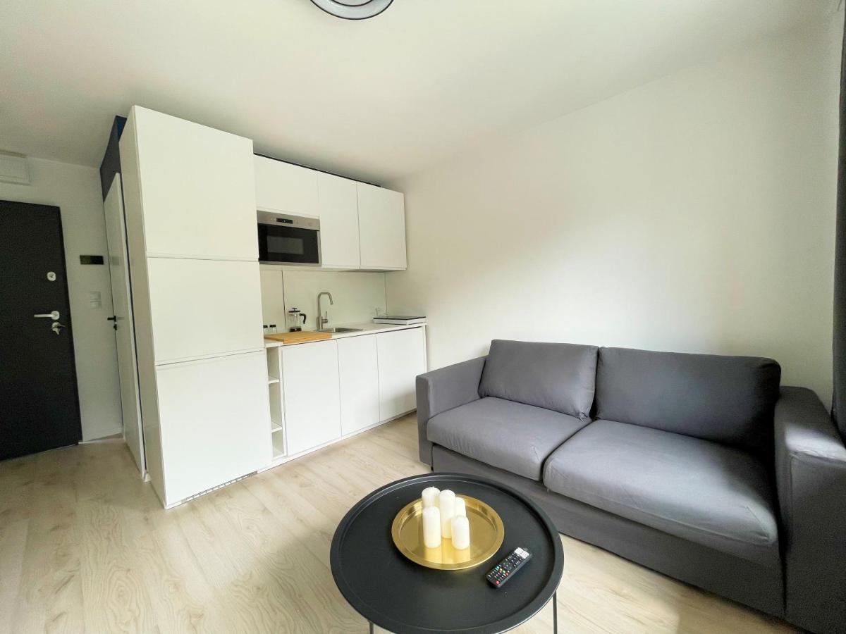 Batorego 18 - White - 450M Stacja Metra Pola Mokotowskie, 800M Biblioteka Narodowa, 20M Piekny Park Pola Mokotowskie, 800M Do Sgh - Wifi - Smart Tv - Good Apartments وارسو المظهر الخارجي الصورة