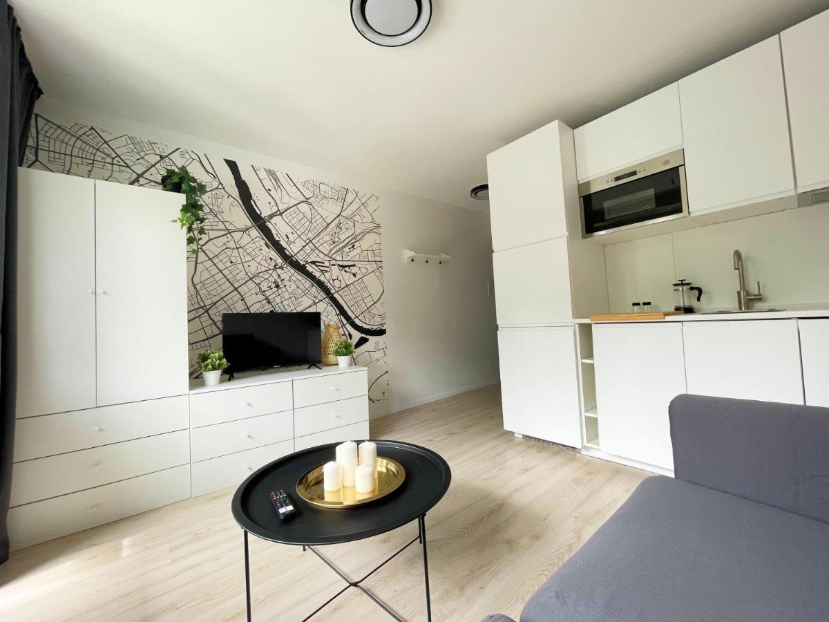 Batorego 18 - White - 450M Stacja Metra Pola Mokotowskie, 800M Biblioteka Narodowa, 20M Piekny Park Pola Mokotowskie, 800M Do Sgh - Wifi - Smart Tv - Good Apartments وارسو المظهر الخارجي الصورة
